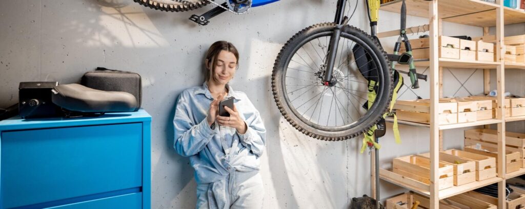 How to Clean Garages and Storage Areas Efficiently